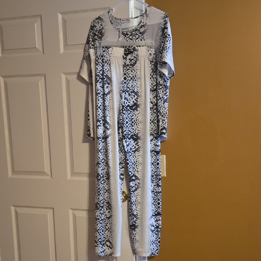 Black and White Patterned Two-Piece Outfit